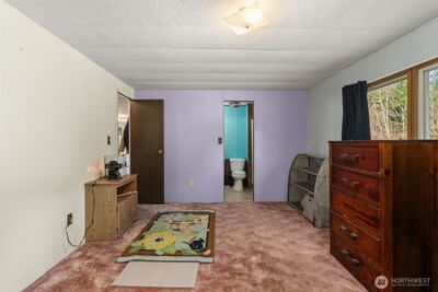 2700 Mallis Landing Road , Raymond, WA 98577 - Photo 18