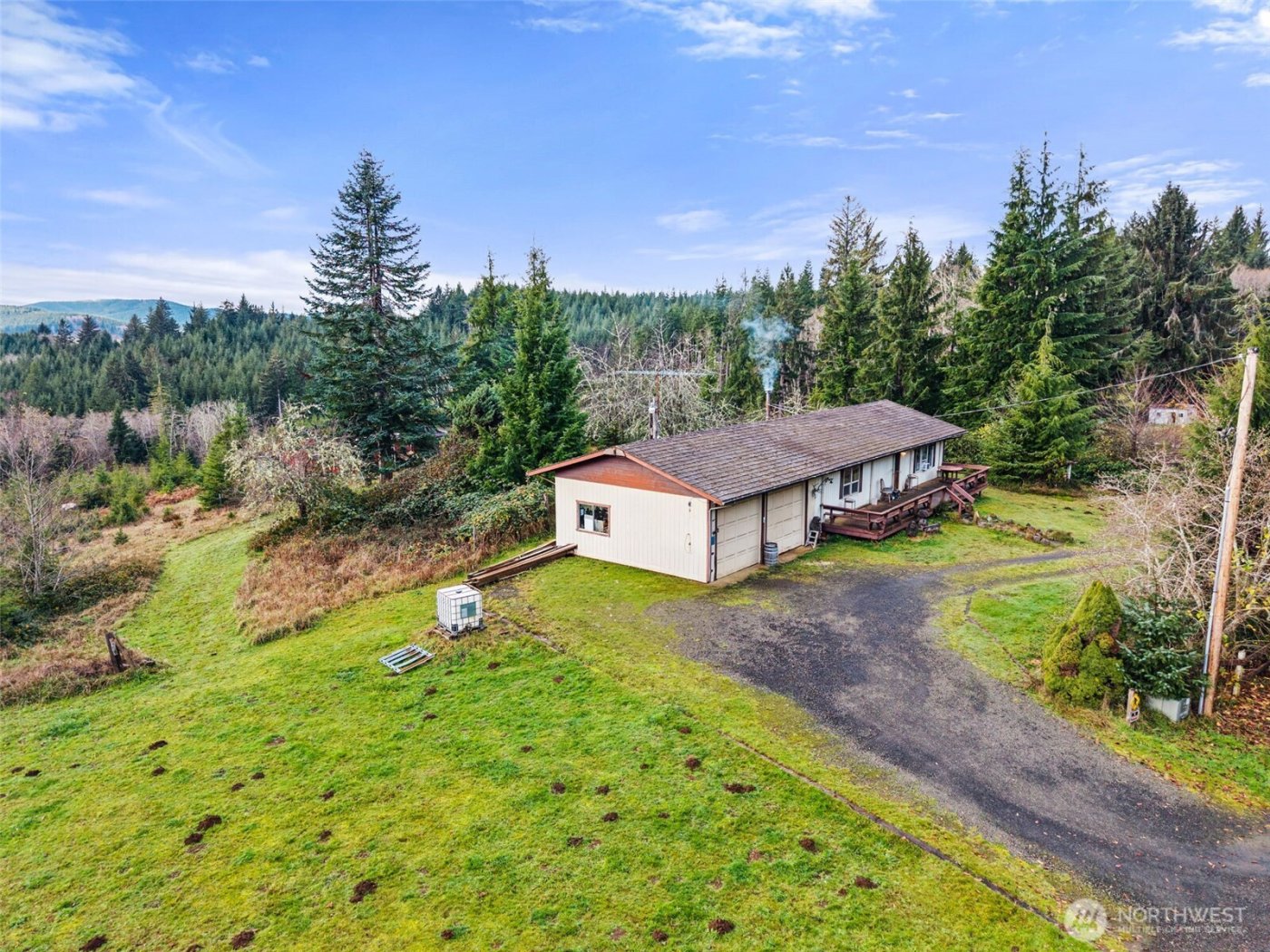 2700 Mallis Landing Road , Raymond, WA 98577