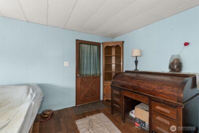 2700 Mallis Landing Road , Raymond, WA 98577 - Photo 9