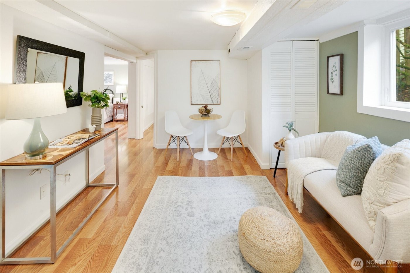 920 N 102nd Street , Seattle, WA 98133