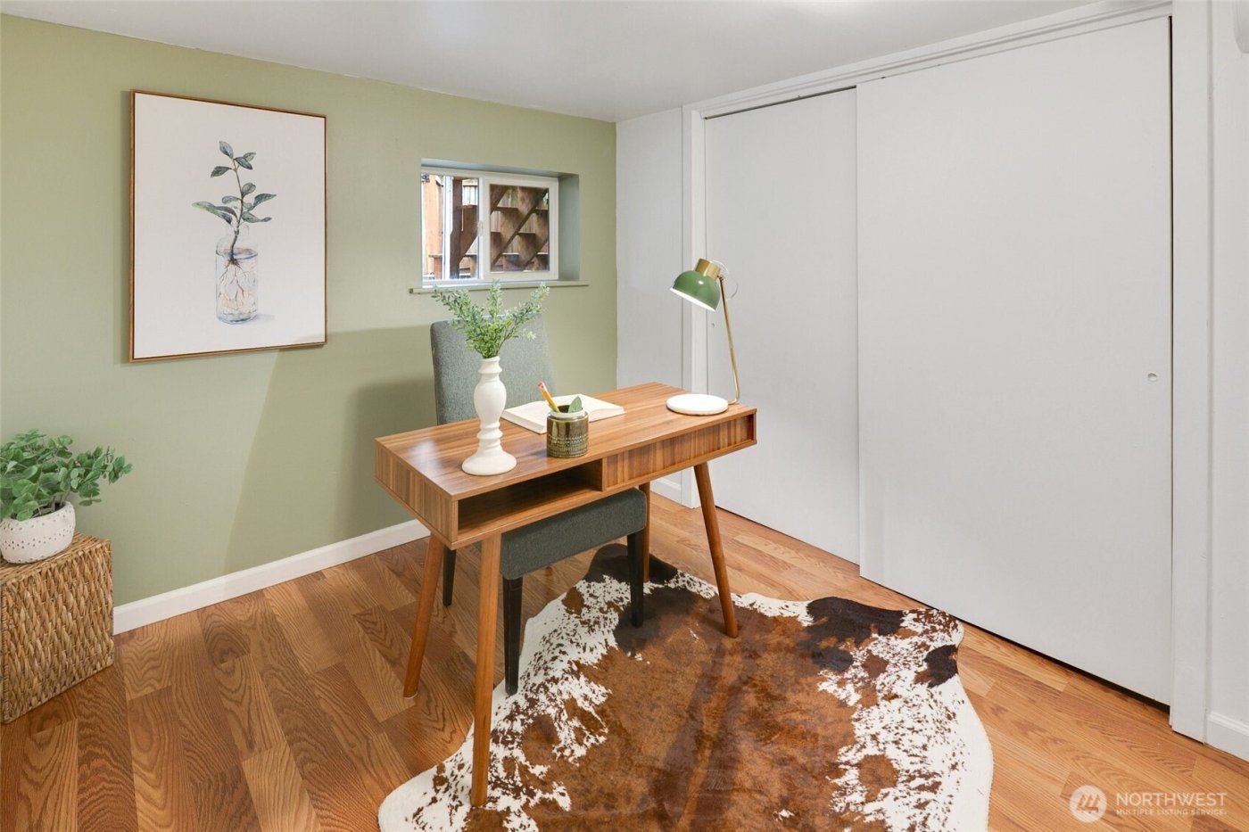 920 N 102nd Street , Seattle, WA 98133