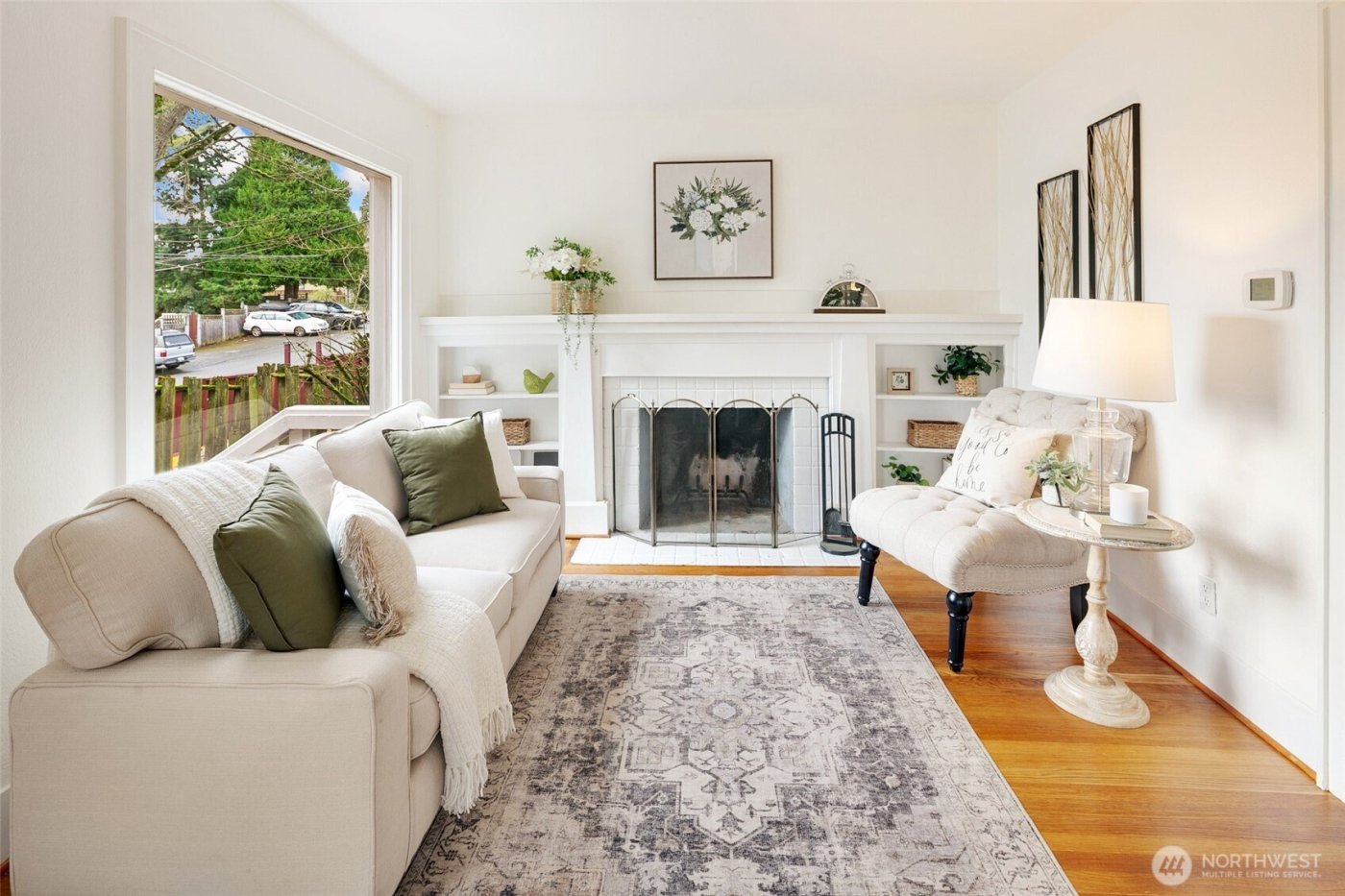 920 N 102nd Street , Seattle, WA 98133