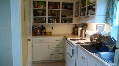 1537 15th Avenue NE, Seattle, WA 98144 - Photo 3