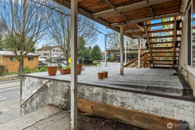 1537 15th Avenue NE, Seattle, WA 98144 - Photo 8