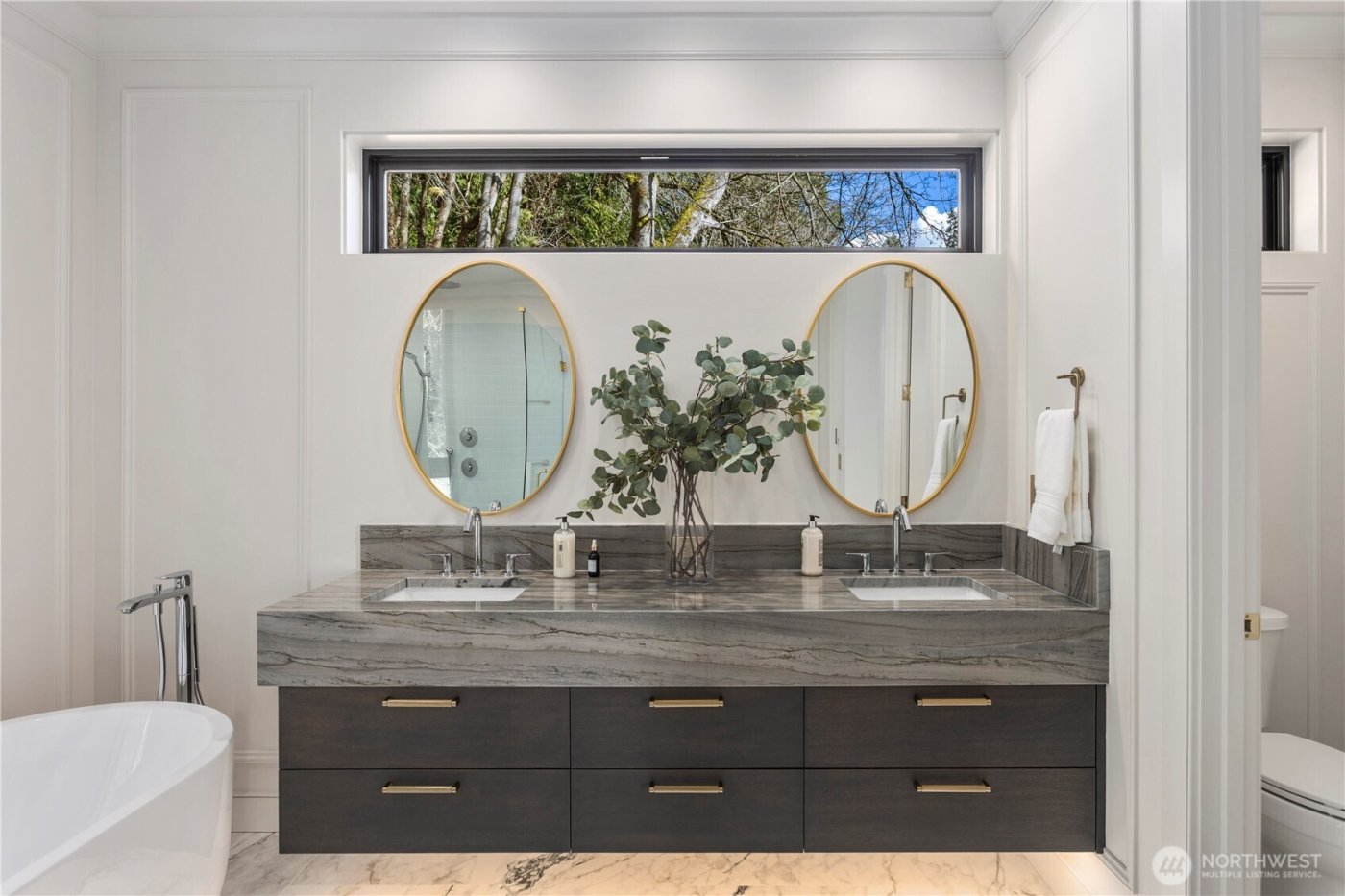 7128 ne 119th Place , Kirkland, WA 98034