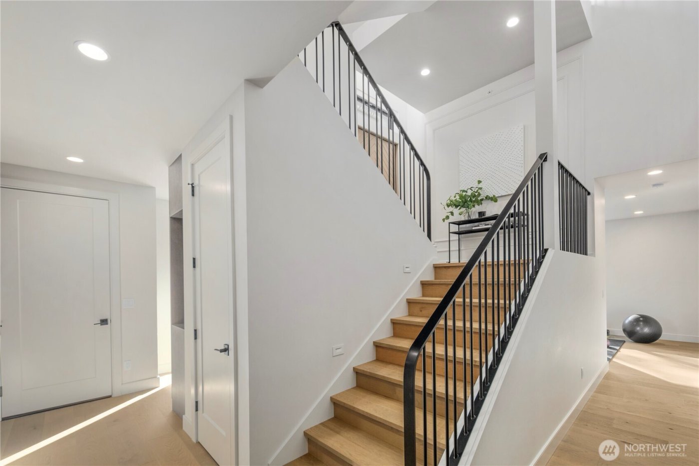 7128 ne 119th Place , Kirkland, WA 98034