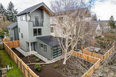 8321 25th Avenue NW #B, Seattle, WA 98117 - Photo 2