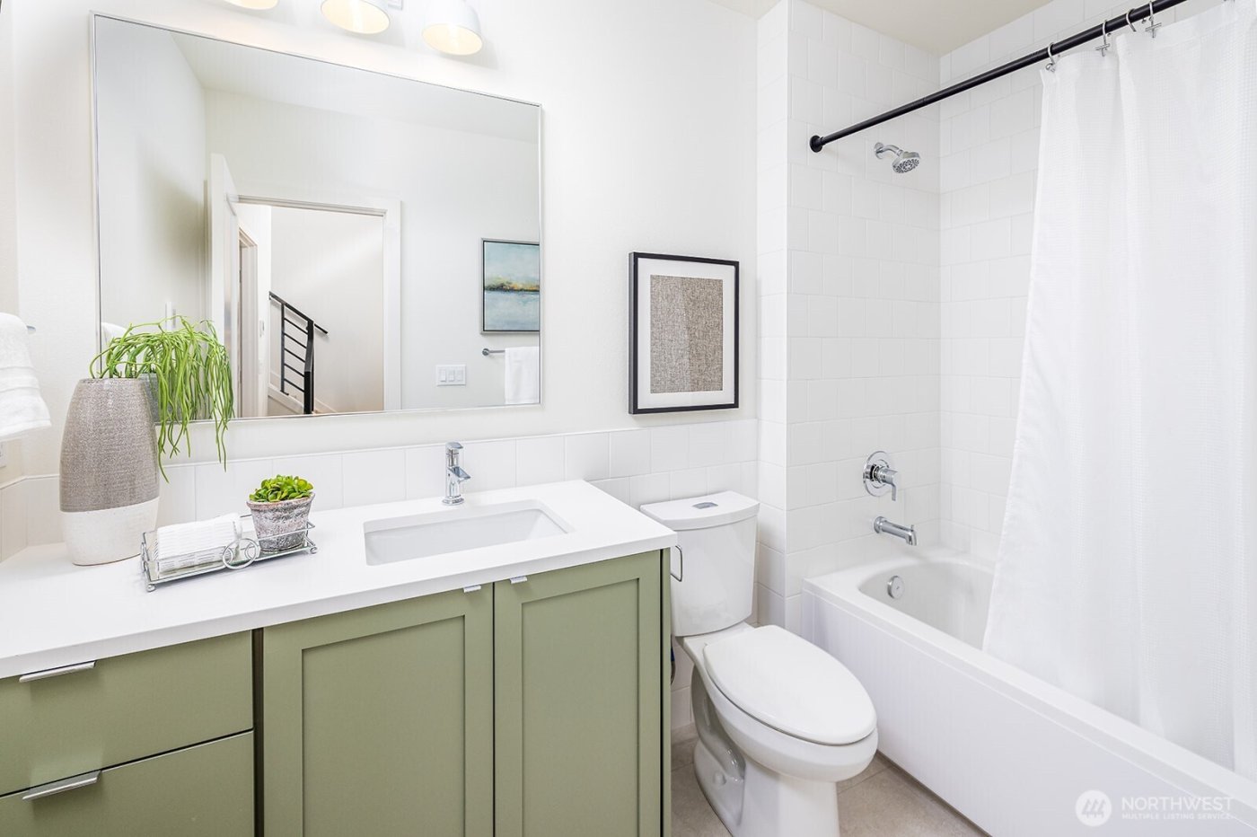 8321 25th Avenue NW #B, Seattle, WA 98117