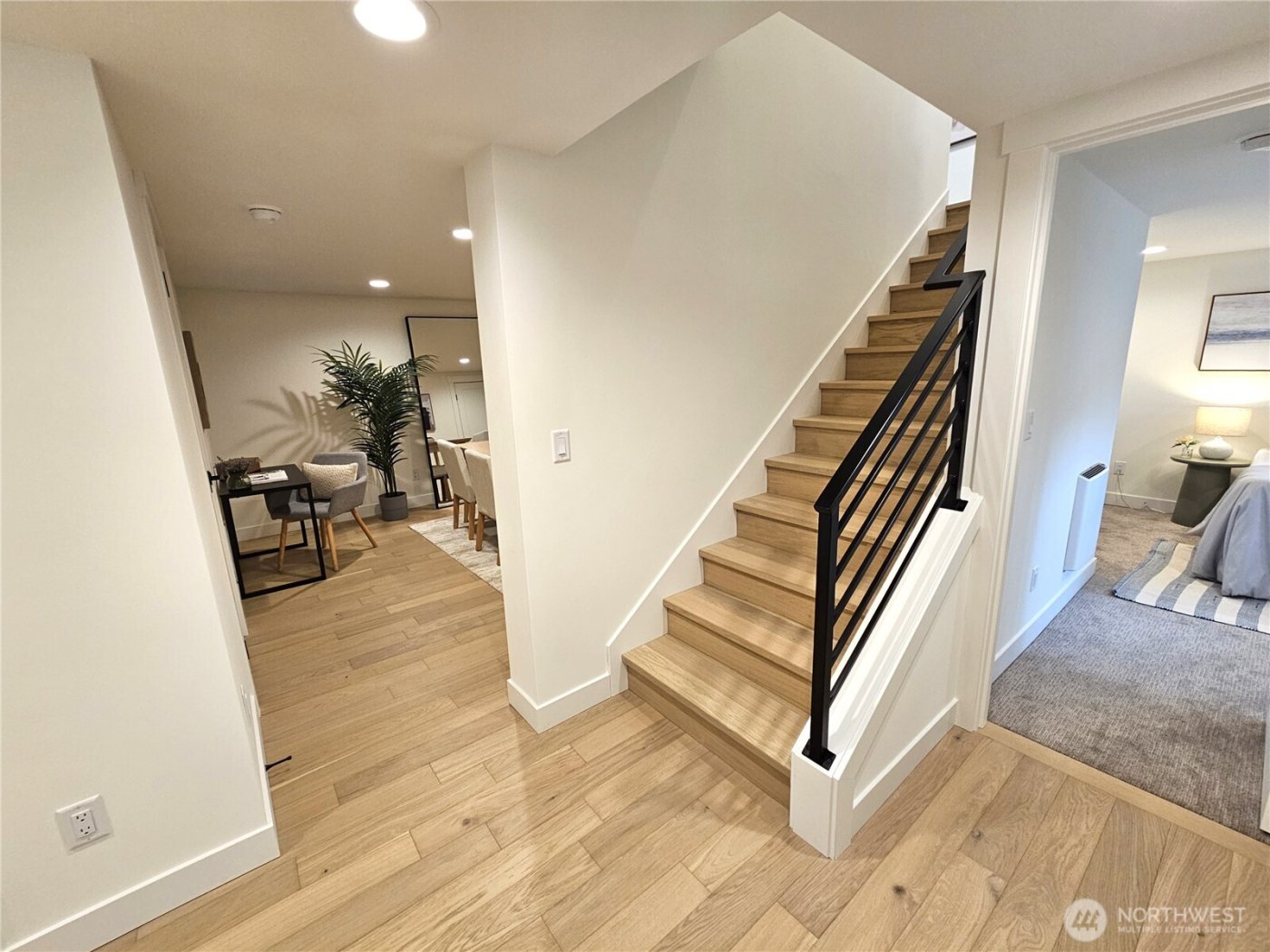 7341 21st Avenue NE #B, Seattle, WA 98115