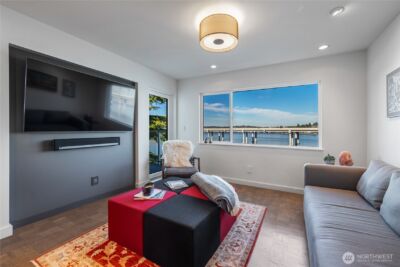 2501 Canterbury Lane E #410, Seattle, WA 98112 - Photo 14