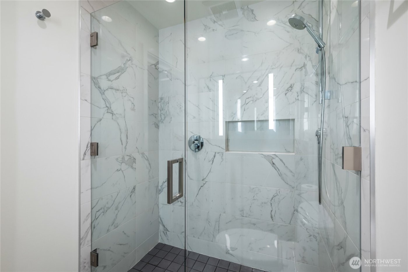 2501 Canterbury Lane E #410, Seattle, WA 98112