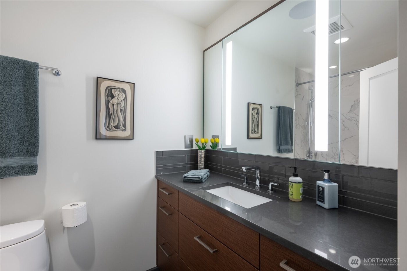 2501 Canterbury Lane E #410, Seattle, WA 98112