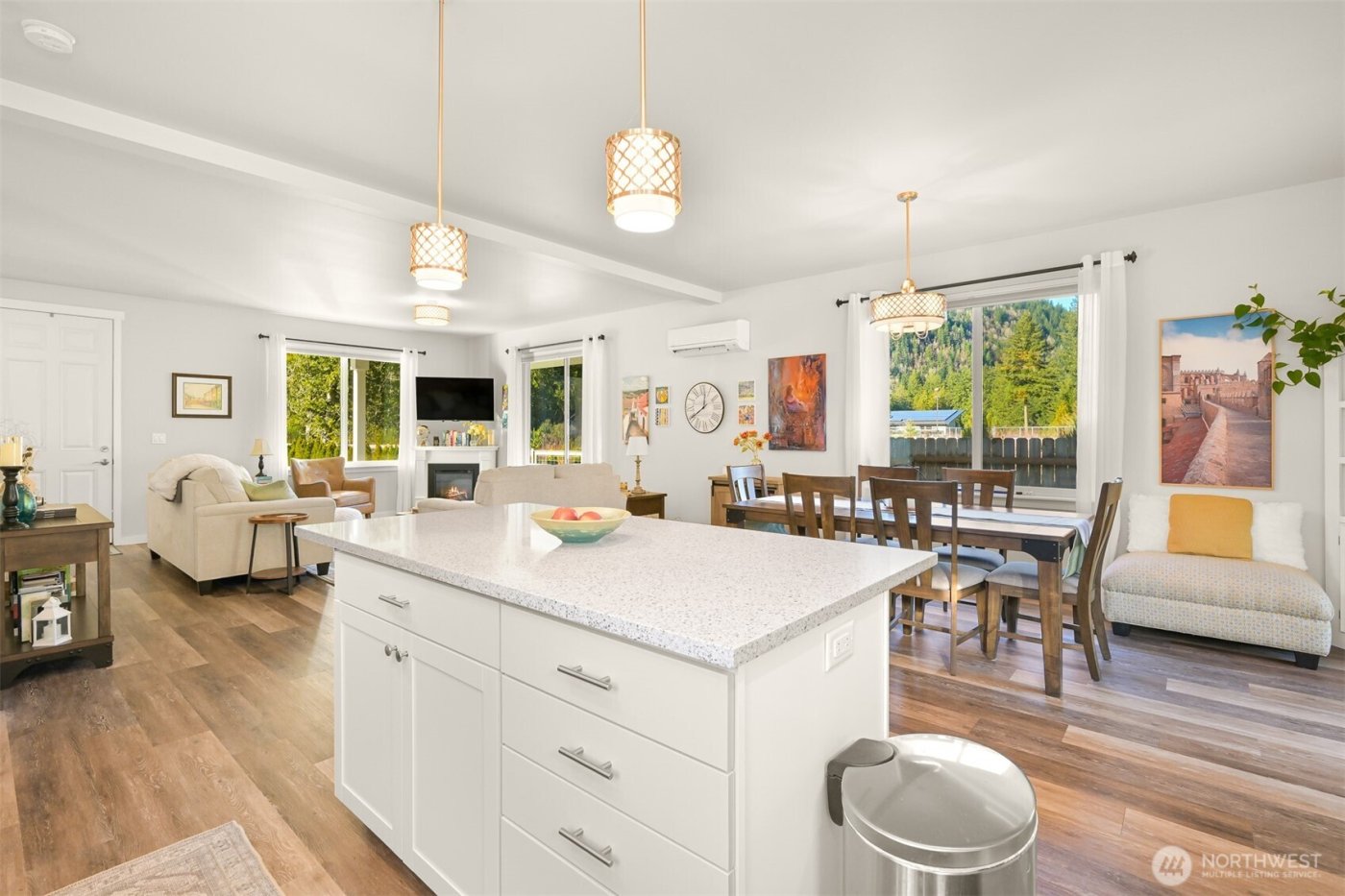 8268 Balfour Valley Lane , Maple Falls, WA 98266