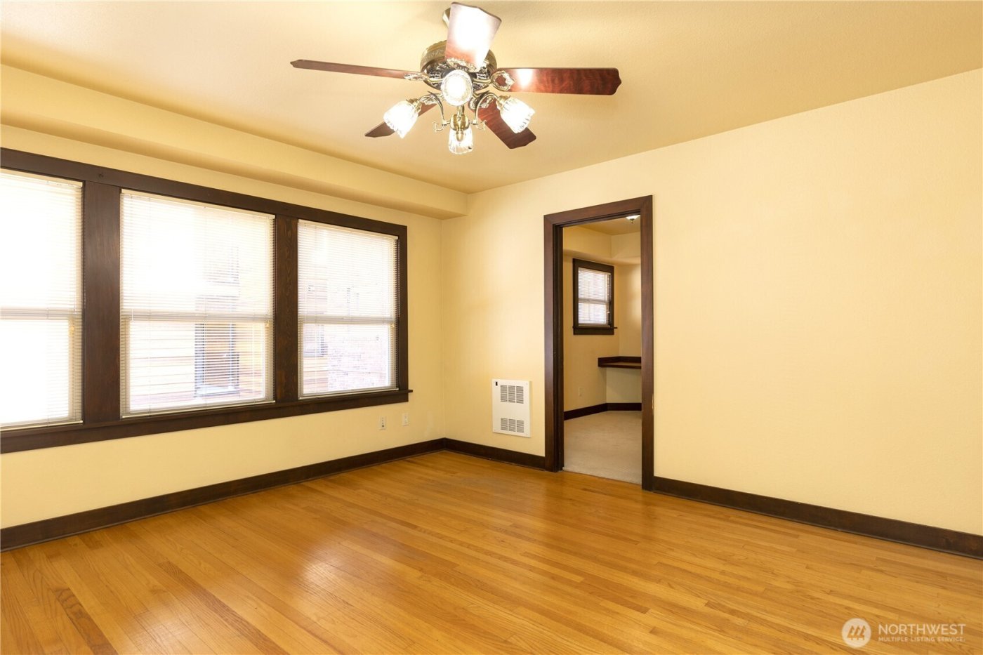 16 Valley Street , Seattle, WA 98109