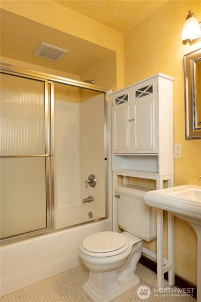 16 Valley Street , Seattle, WA 98109 - Photo 35