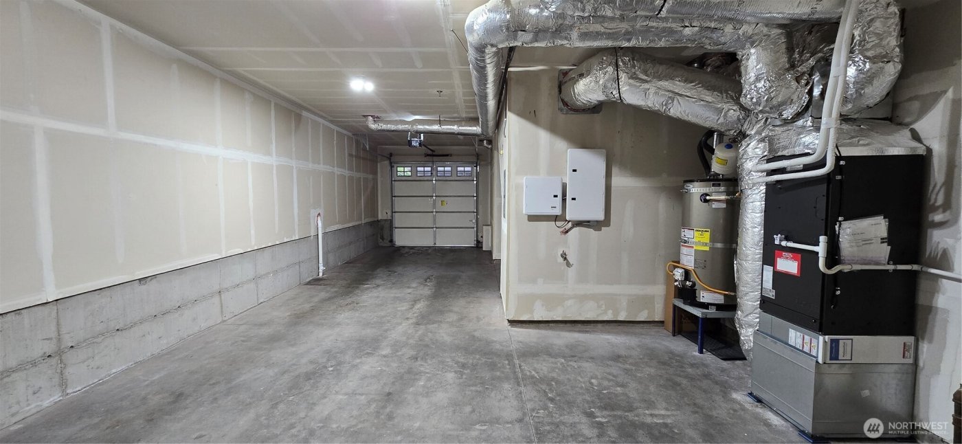 2115 201st Place SE #L2, Bothell, WA 98012-8565