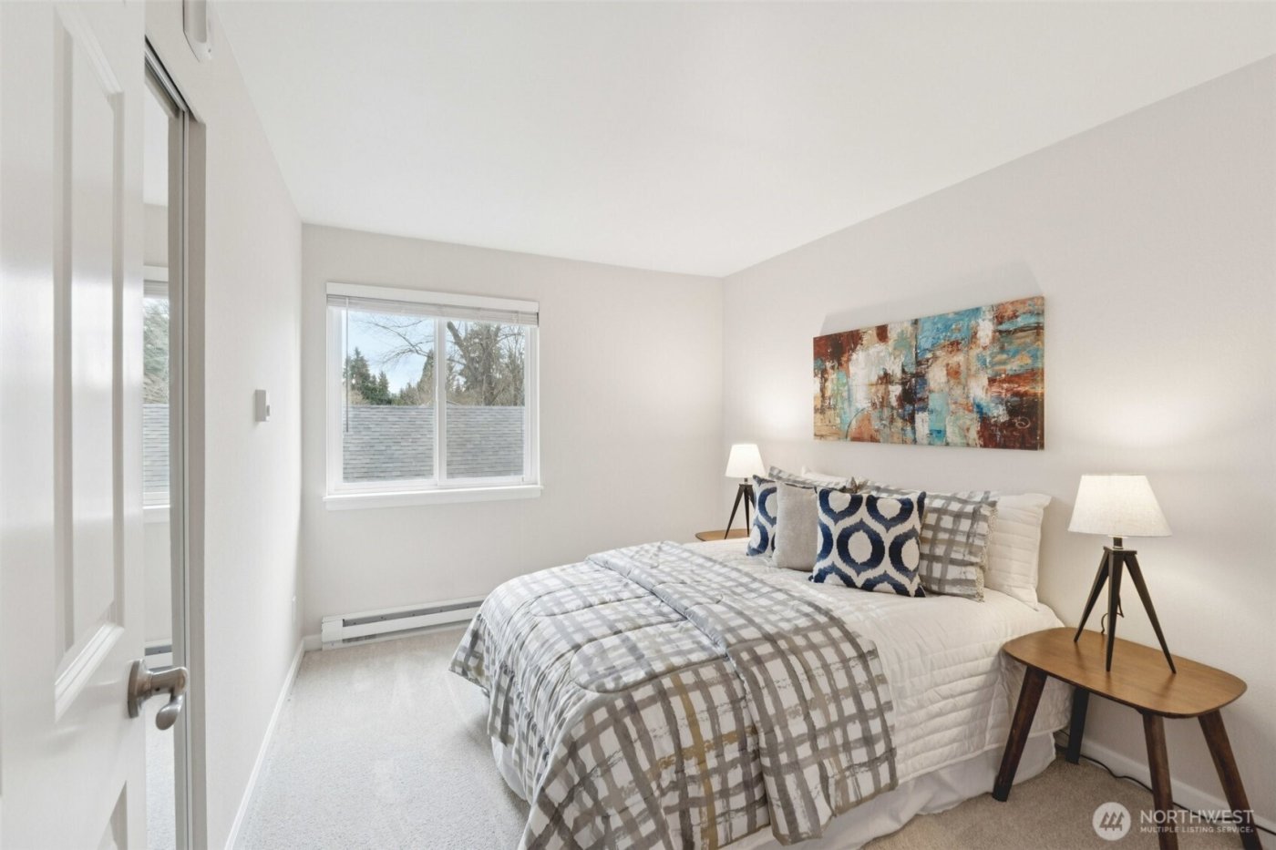 12506 NE 142nd Lane #C204, Kirkland, WA 98034