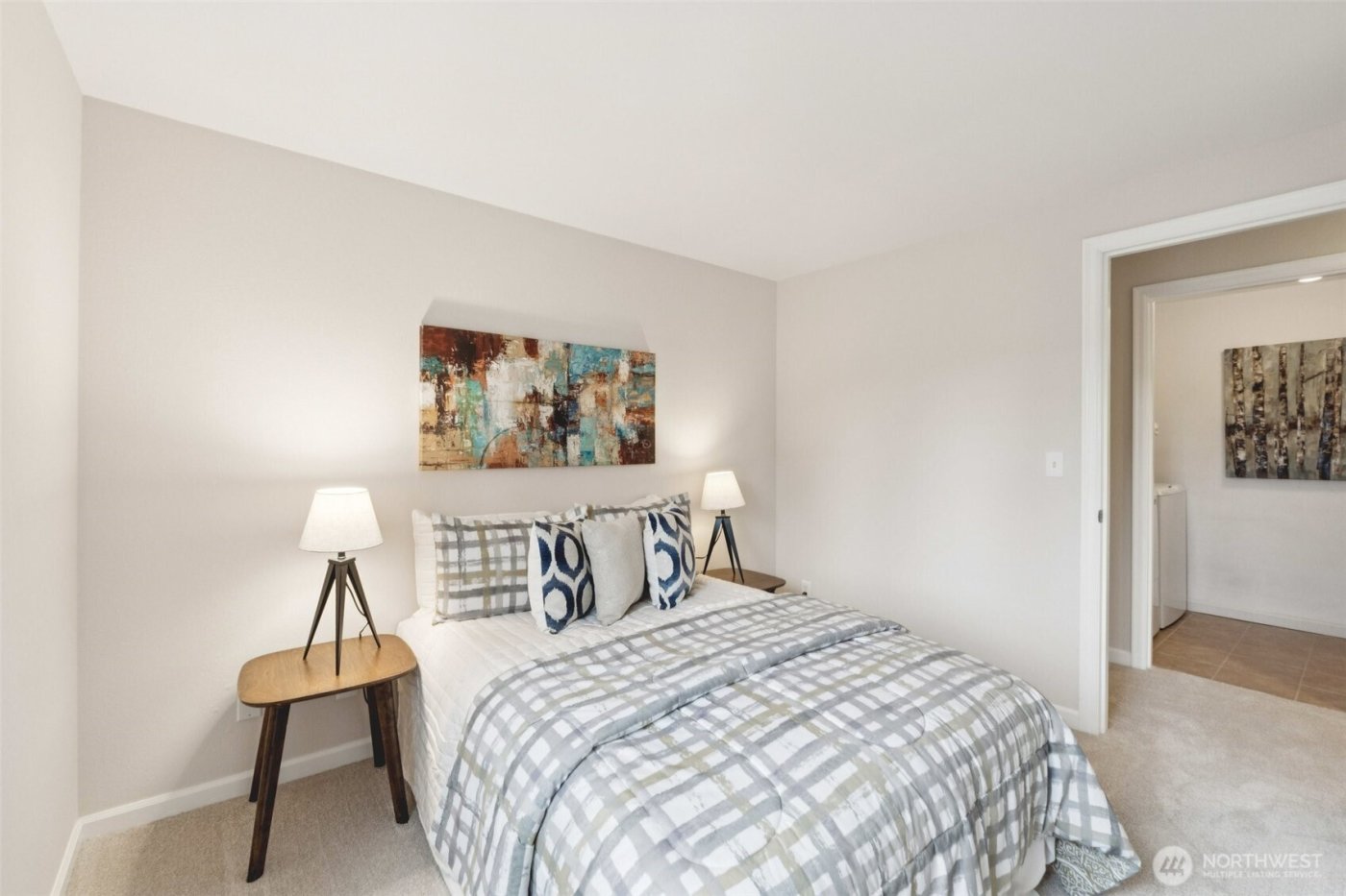 12506 NE 142nd Lane #C204, Kirkland, WA 98034