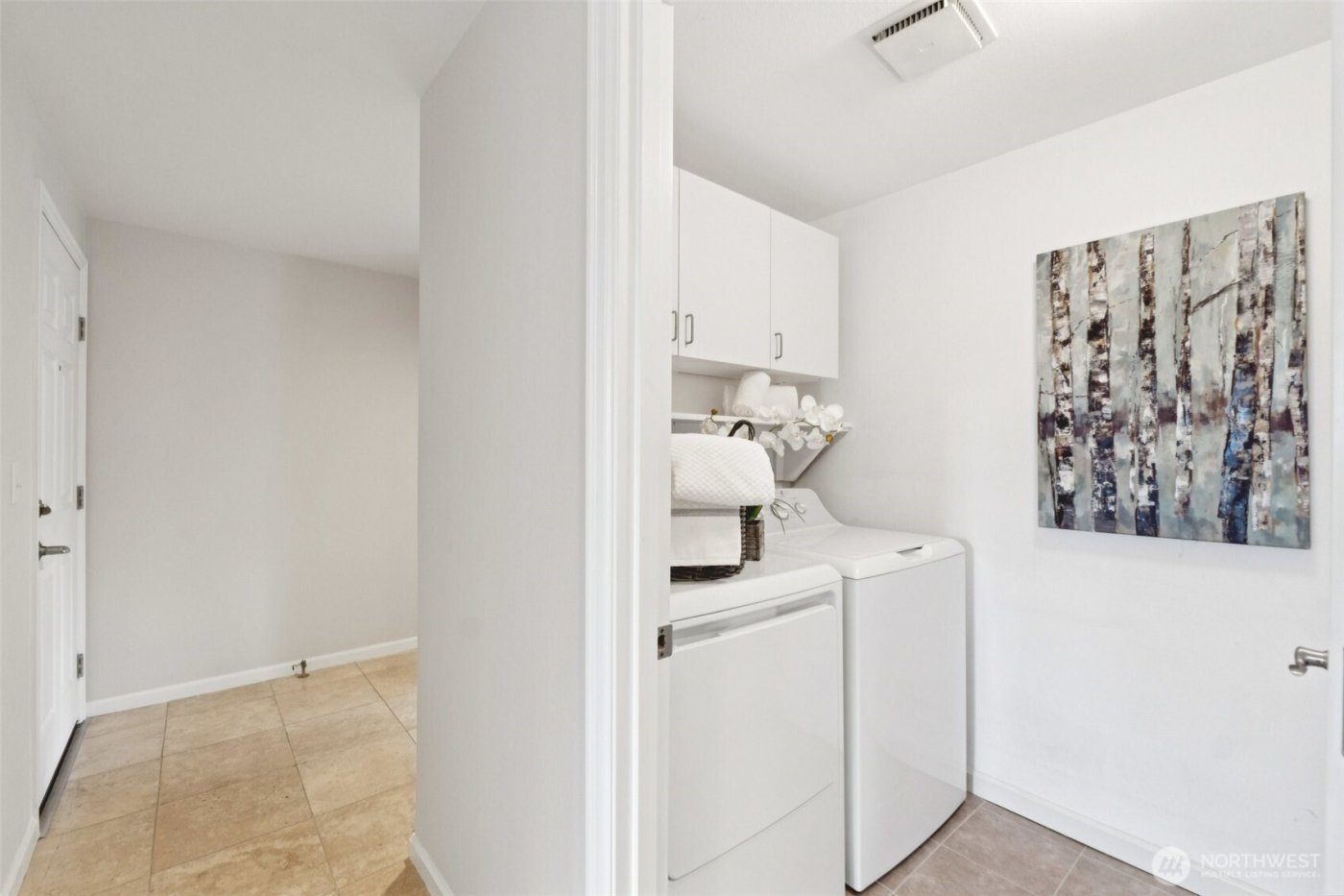 12506 NE 142nd Lane #C204, Kirkland, WA 98034