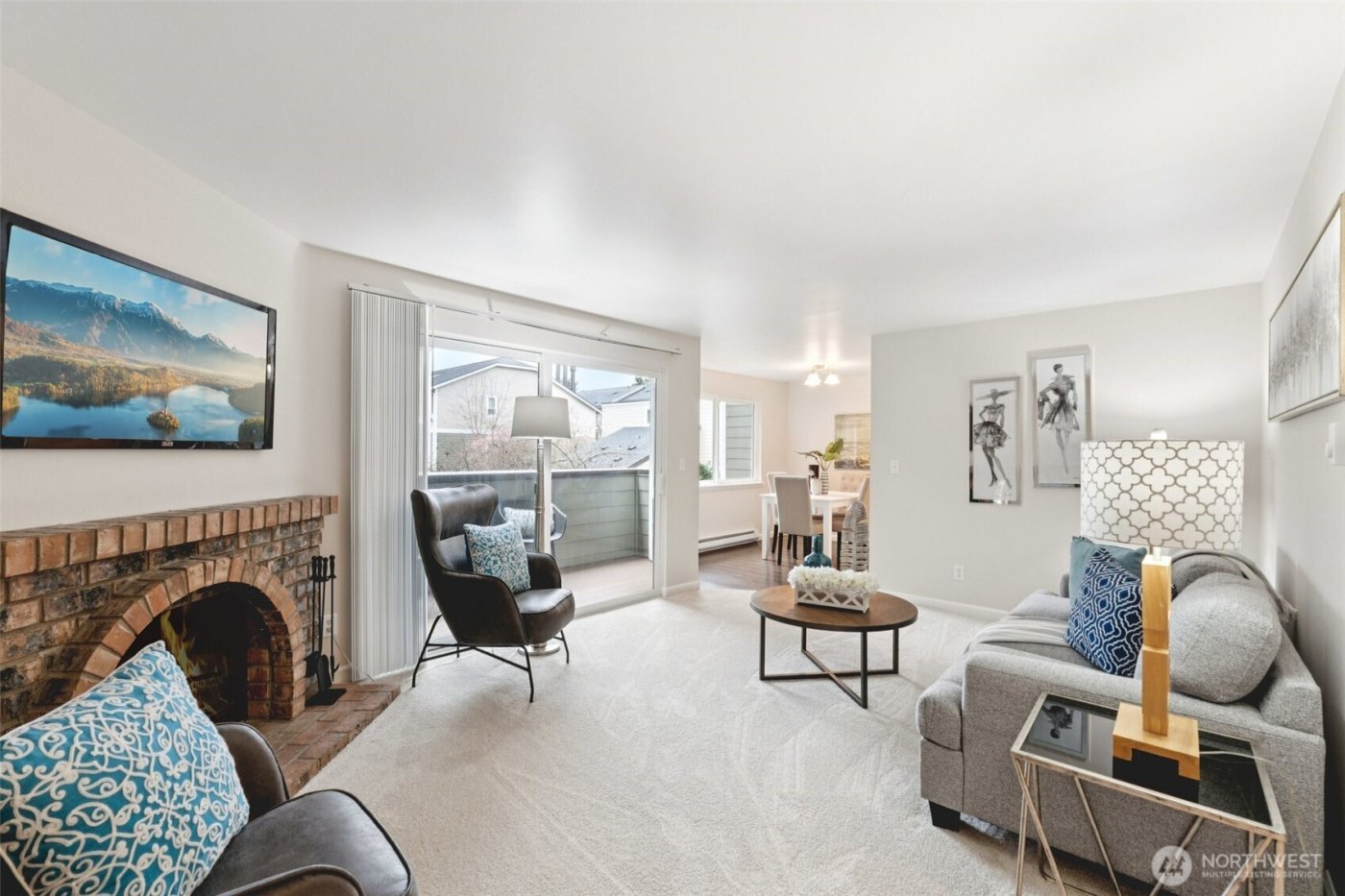 12506 NE 142nd Lane #C204, Kirkland, WA 98034