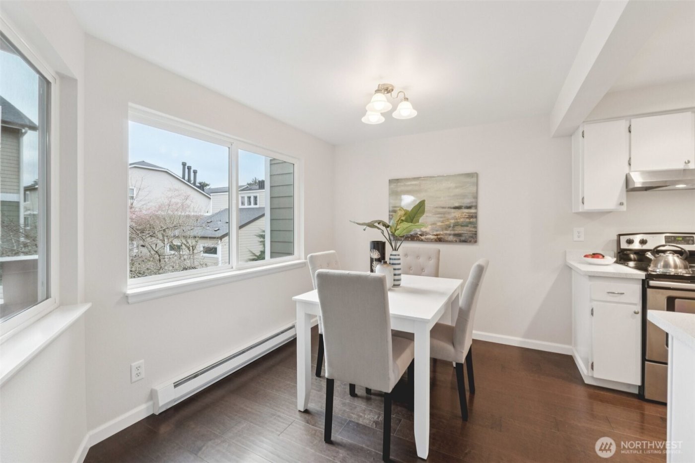 12506 NE 142nd Lane #C204, Kirkland, WA 98034