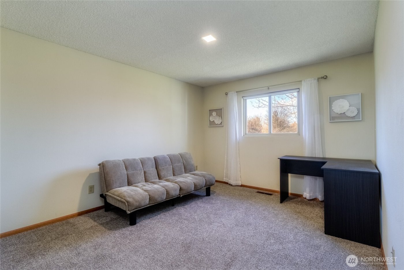 365 SE Highland Park Drive , College Place, WA 99324