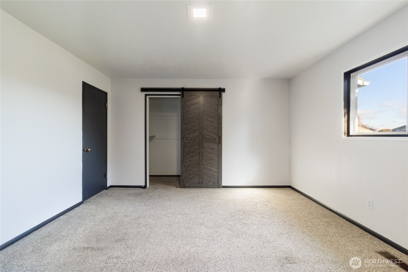 365 SE Highland Park Drive , College Place, WA 99324