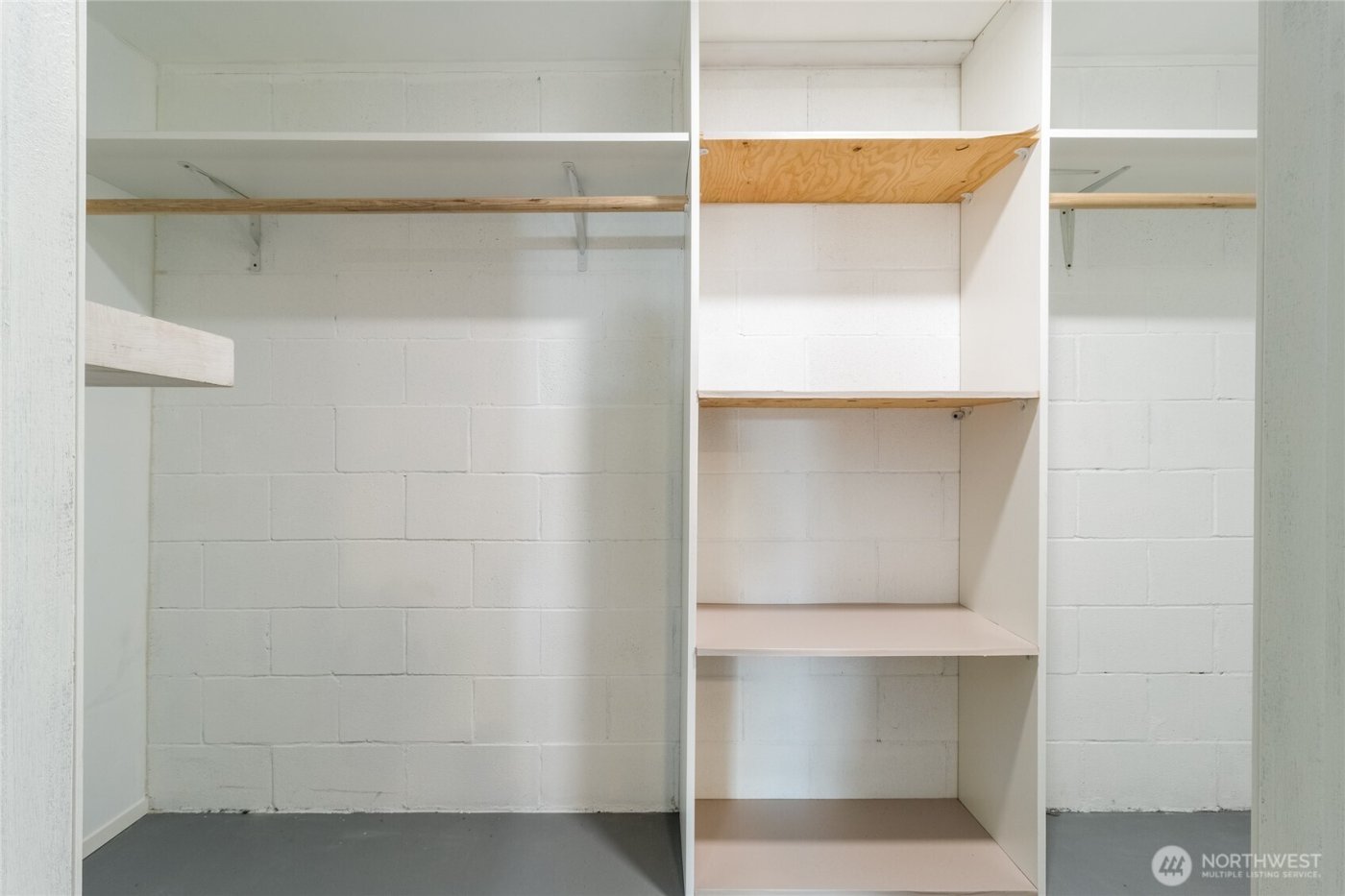 365 SE Highland Park Drive , College Place, WA 99324