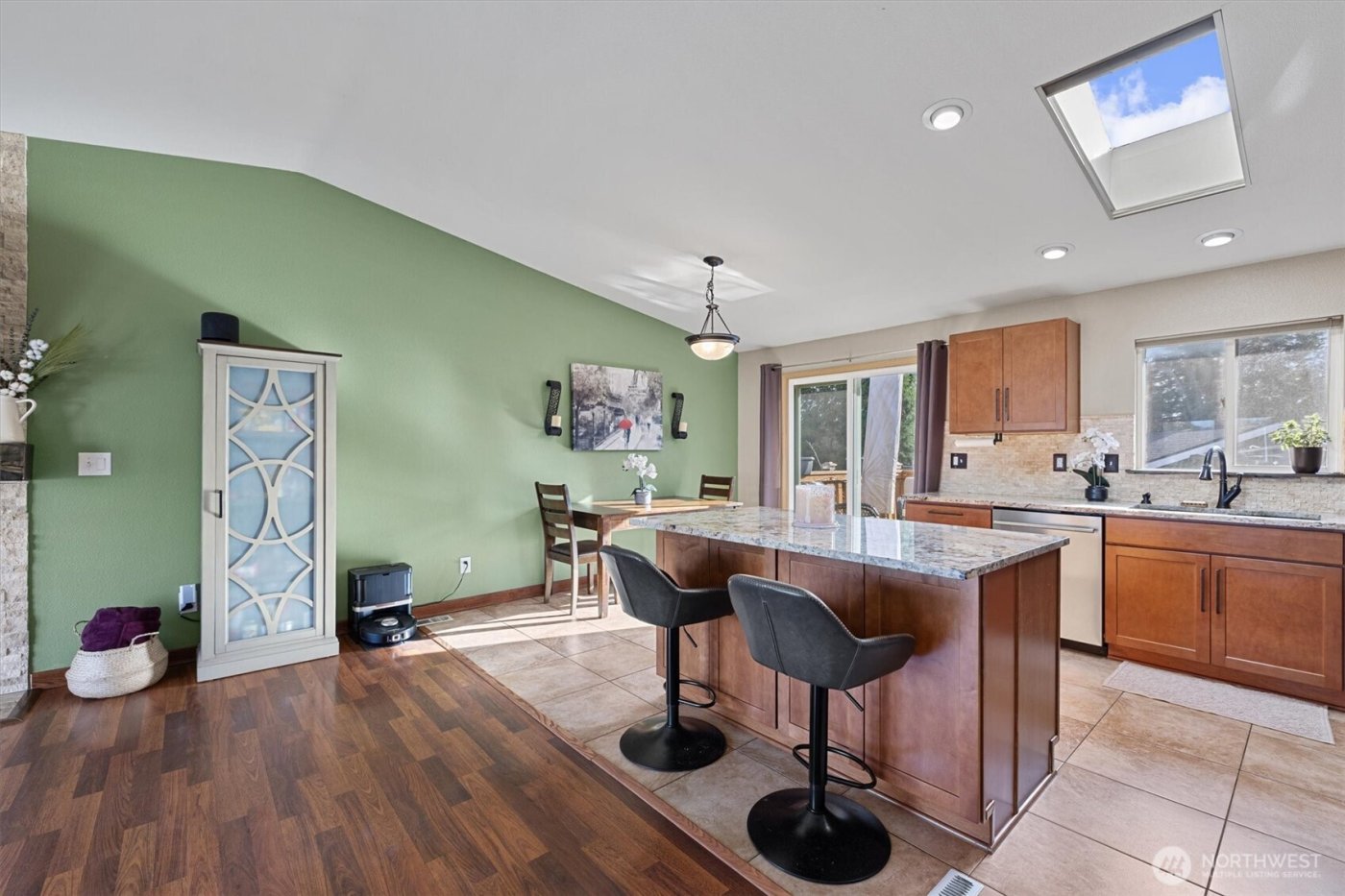 16880 Snoqualmie Lane SE, Monroe, WA 98272