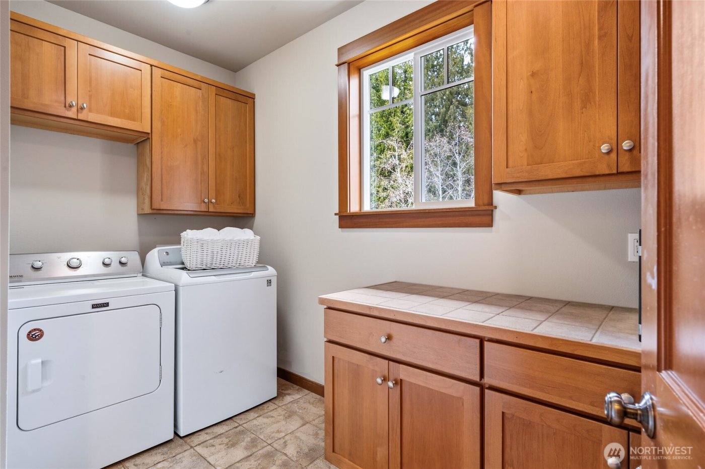 24502 NE 27th Place , Sammamish, WA 98074