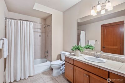 24502 NE 27th Place , Sammamish, WA 98074 - Photo 33