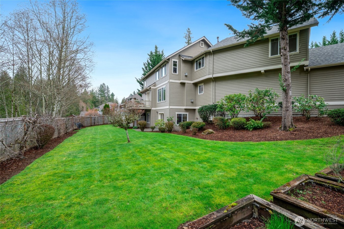 24502 NE 27th Place , Sammamish, WA 98074