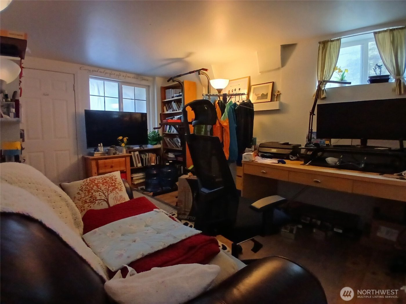 6007 25th Avenue NE #A, Seattle, WA 98115