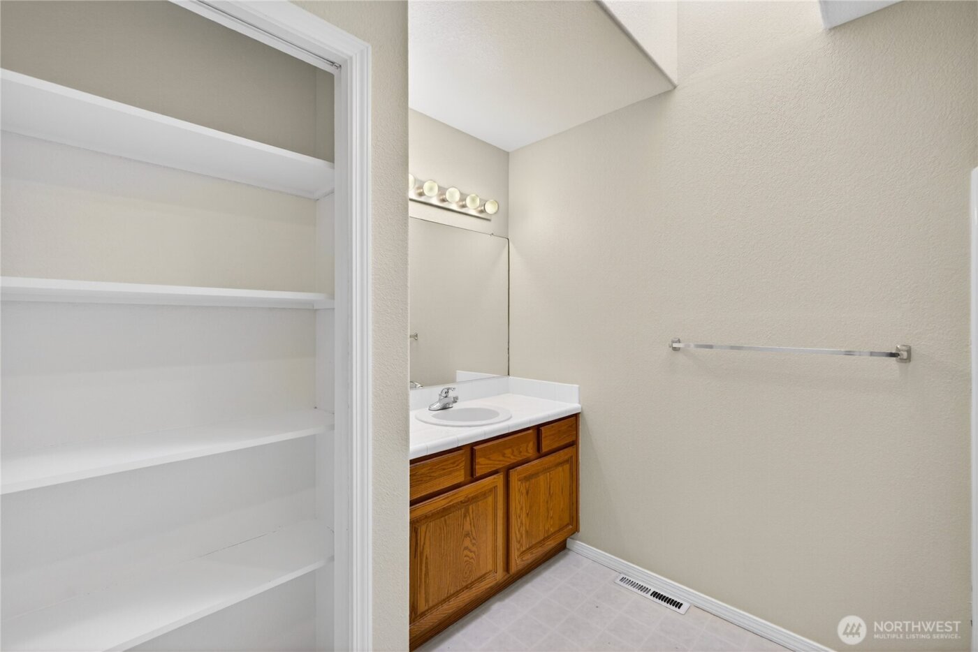 1901 Copper Pond Place , Anacortes, WA 98221