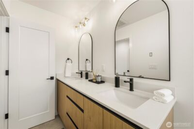 3819 B Fremont Avenue N, Seattle, WA 98103 - Photo 18