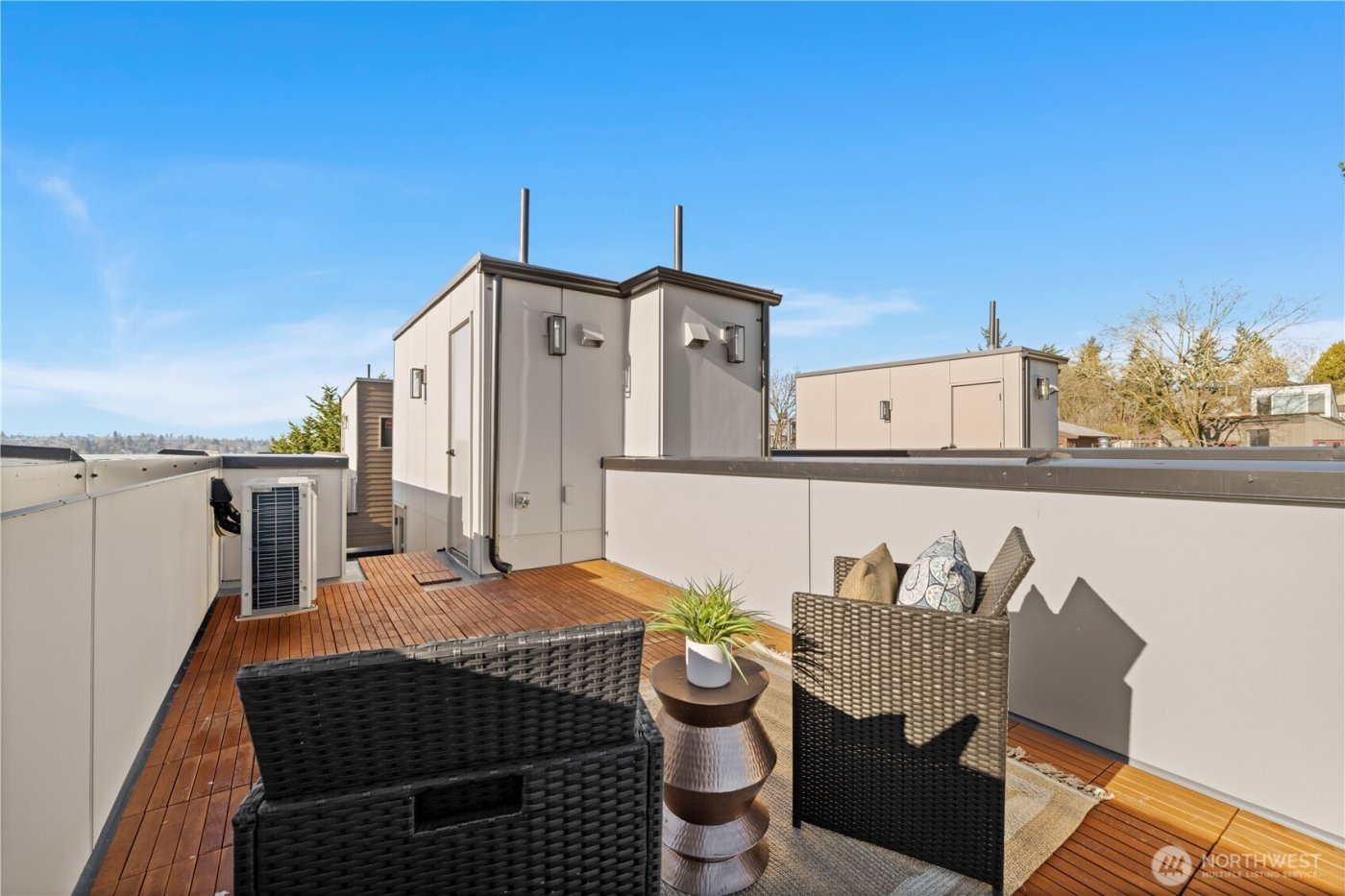 3819 B Fremont Avenue N, Seattle, WA 98103