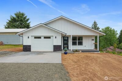 635 Elm Street , Raymond, WA 98577 - Photo 1