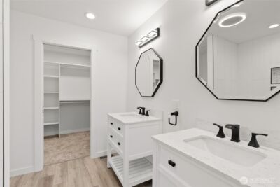 635 Elm Street , Raymond, WA 98577 - Photo 12