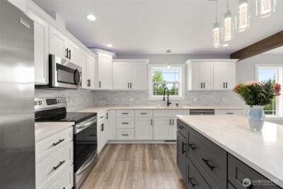 635 Elm Street , Raymond, WA 98577 - Photo 6