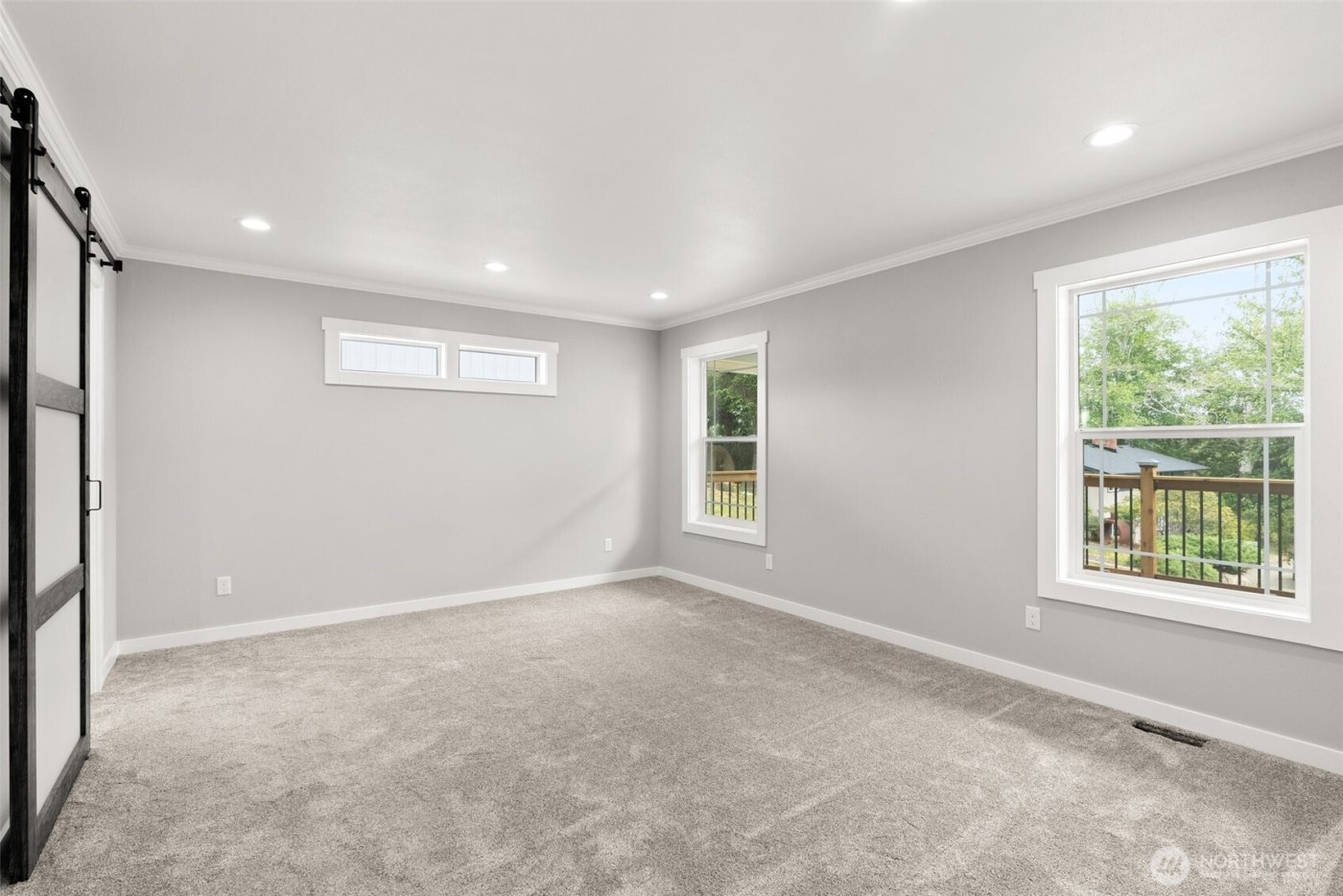 635 Elm Street , Raymond, WA 98577