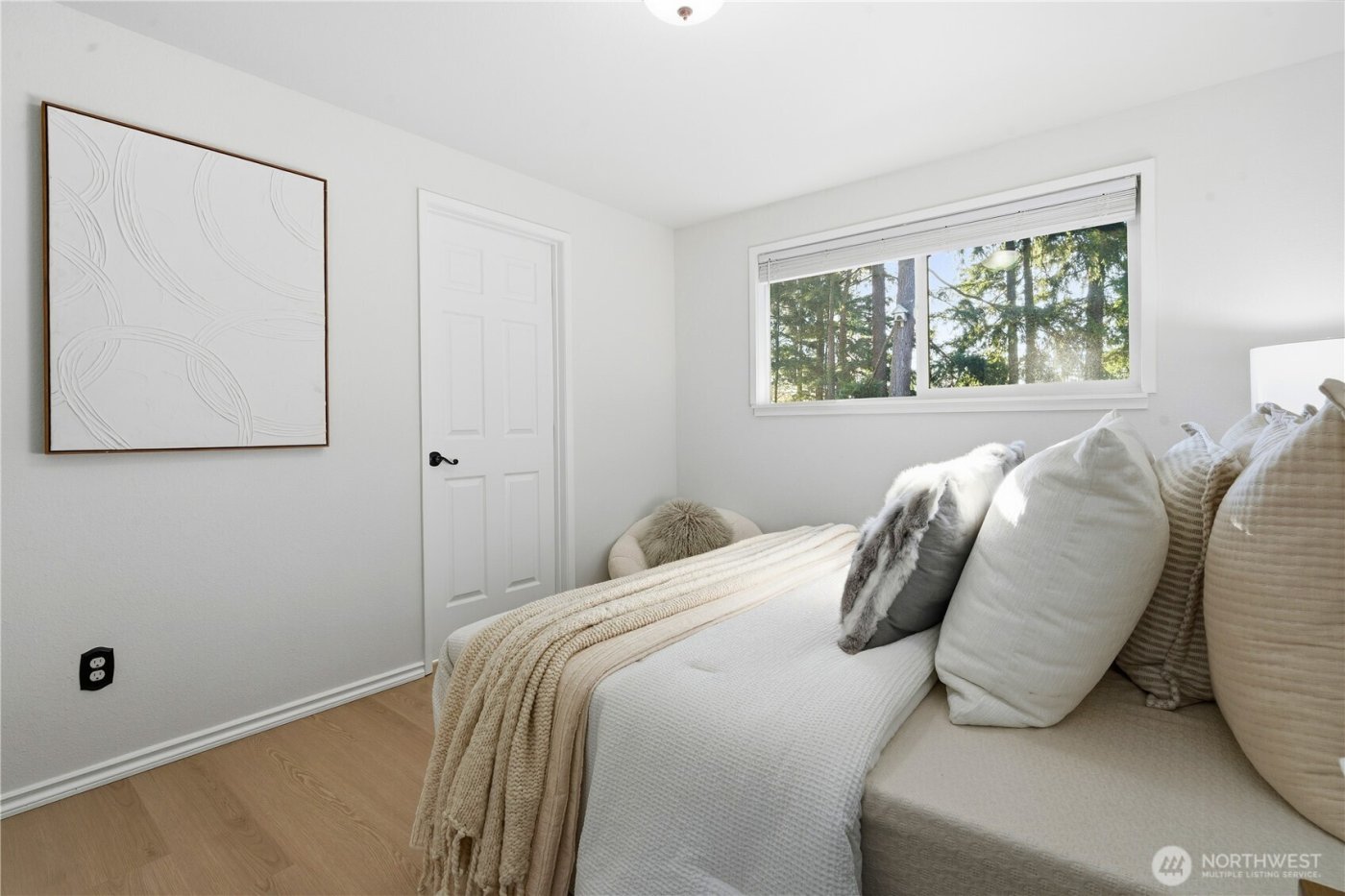 9211 NE 136th Pl , Kirkland, WA 98034