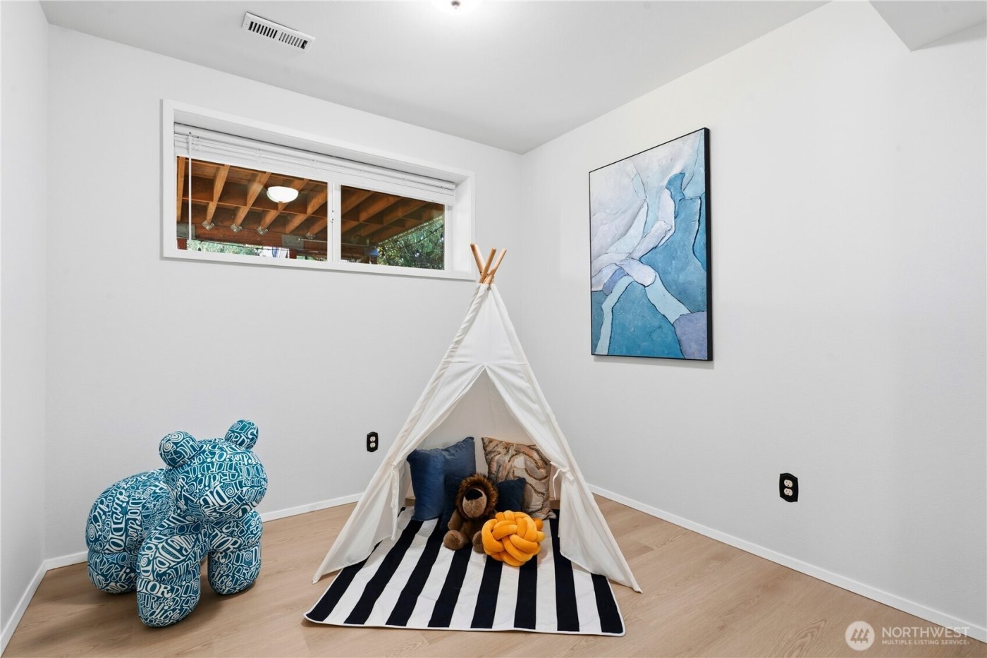 9211 NE 136th Pl , Kirkland, WA 98034