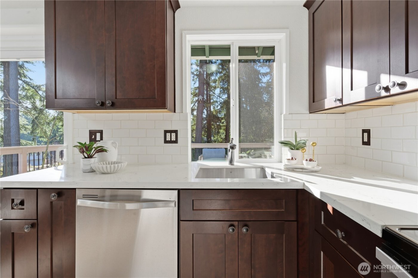 9211 NE 136th Pl , Kirkland, WA 98034