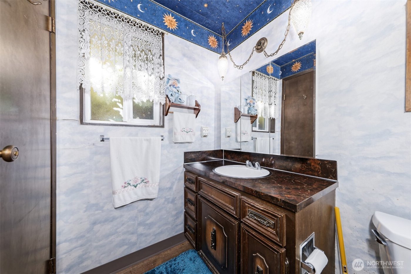 7111 41st Avenue SE, Lacey, WA 98503