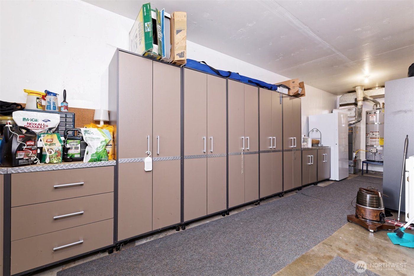 7111 41st Avenue SE, Lacey, WA 98503