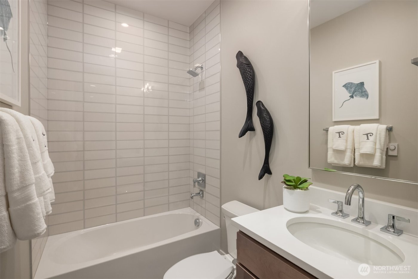 10811 (HS 109) 120TH Lane NE #A, Kirkland, WA 98033