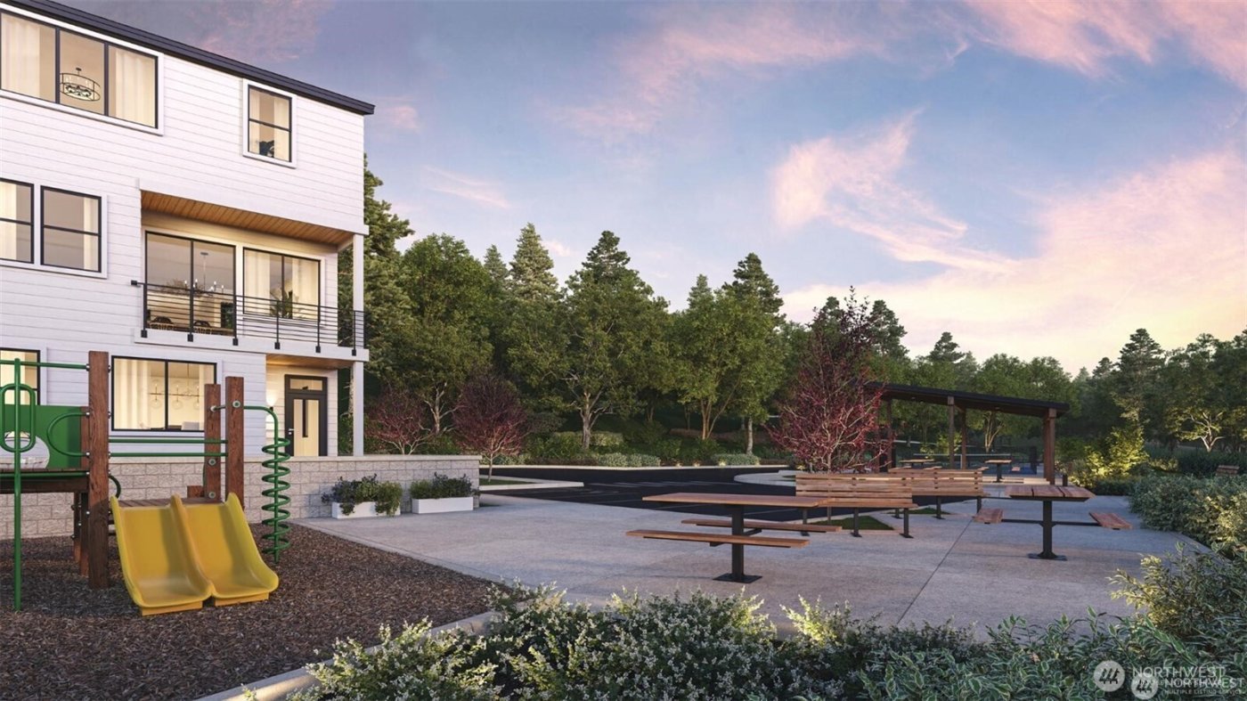 10811 (HS 111) 120TH Lane NE #C, Kirkland, WA 98033