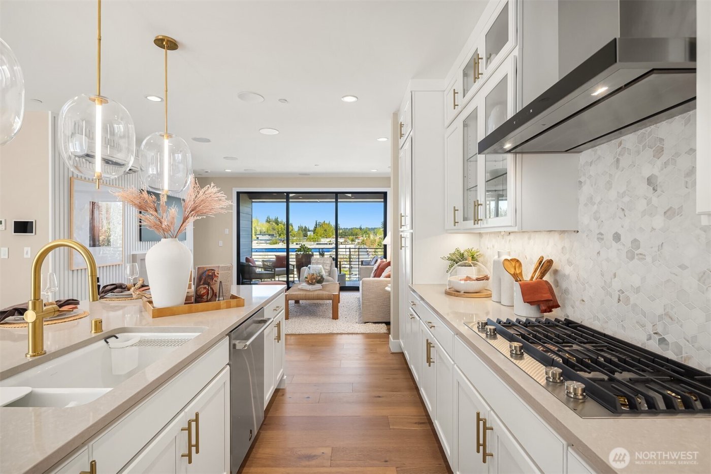 10811 (HS 111) 120TH Lane NE #C, Kirkland, WA 98033