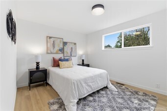 30041 14th Avenue S, Federal Way, WA 98003