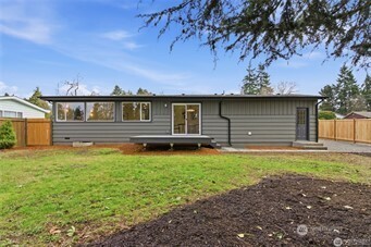 30041 14th Avenue S, Federal Way, WA 98003